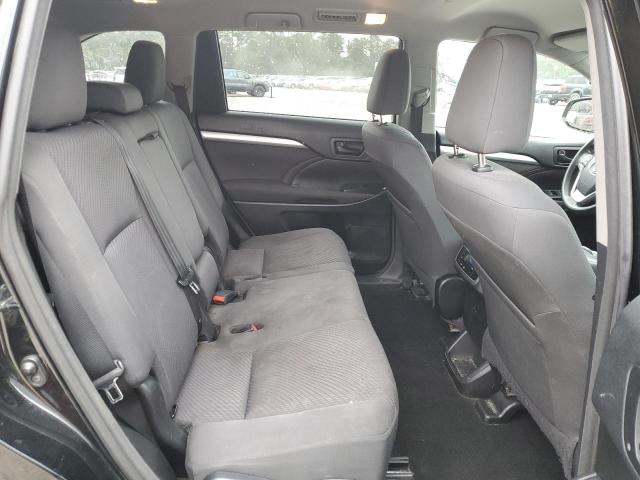 Photo 11 from auction – 2018 TOYOTA HIGHLANDER with VIN 5TDZARFH0JS033116