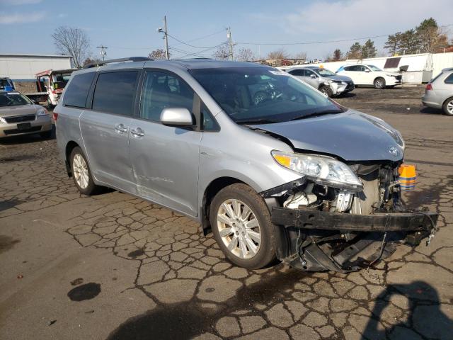 Photo 4 from auction – 2016 TOYOTA SIENNA XLE with VIN 5TDDK3DC6GS136464