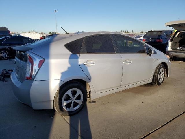 Photo 3 from auction – 2014 TOYOTA PRIUS with VIN JTDKN3DUXE0369089