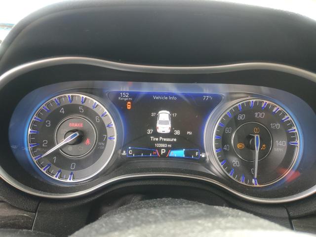 Photo 9 from auction – 2015 CHRYSLER 300 LIMITE with VIN 2C3CCAAG9FH818390