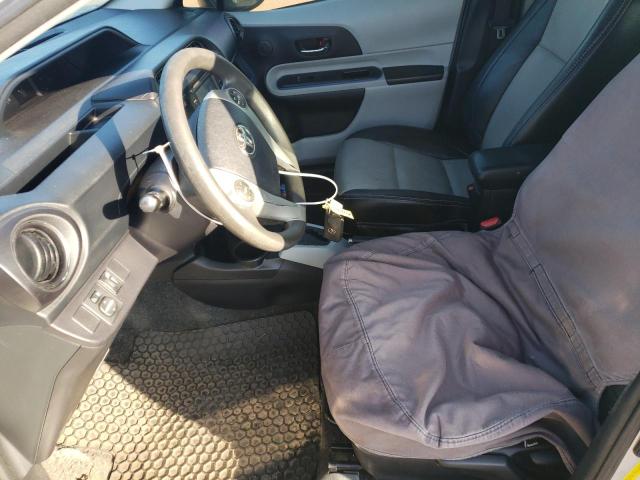 Photo 7 from auction – 2013 TOYOTA PRIUS C with VIN JTDKDTB38D1034158