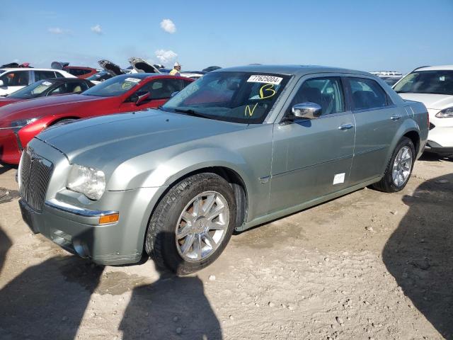 CHRYSLER 300C 2005 with VIN 2C3JA63HX5H102404 - Photo from auction