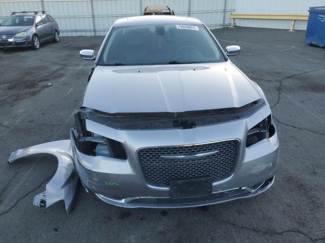 Photo 5 from auction – 2016 CHRYSLER 300C with VIN 2C3CCAEG0GH128300