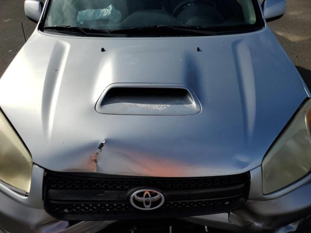Photo 12 from auction – 2004 TOYOTA RAV4 with VIN JTEGD20V740028843