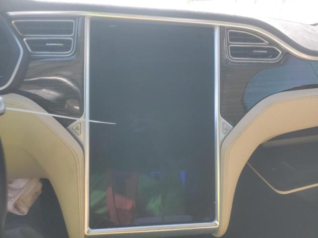 Photo 9 from auction – 2015 TESLA MODEL S with VIN 5YJSA1E28FF106499