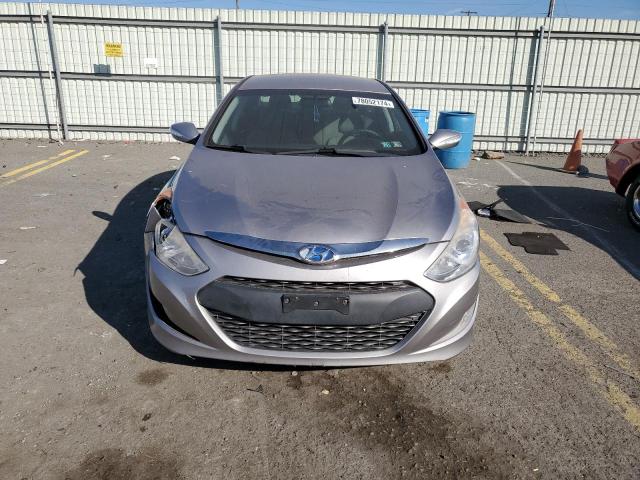 Photo 5 from auction – 2011 HYUNDAI SONATA HYB with VIN KMHEC4A44BA017625
