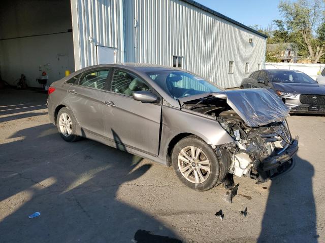 Photo 4 from auction – 2014 HYUNDAI SONATA GLS with VIN 5NPEB4AC4EH885667
