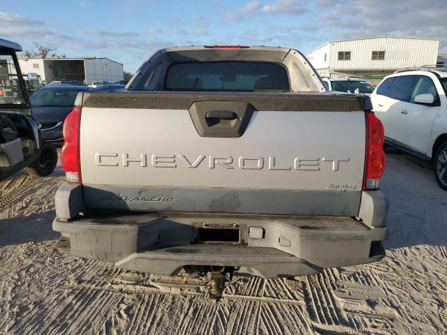 Photo 6 from auction – 2005 CHEVROLET AVALANCHE with VIN 3GNEK12Z65G118713