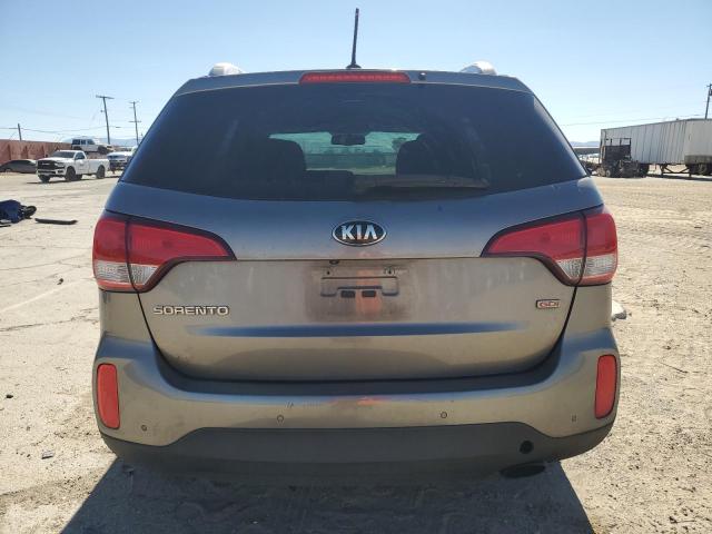 Photo 6 from auction – 2015 KIA SORENTO LX with VIN 5XYKT4A64FG645280