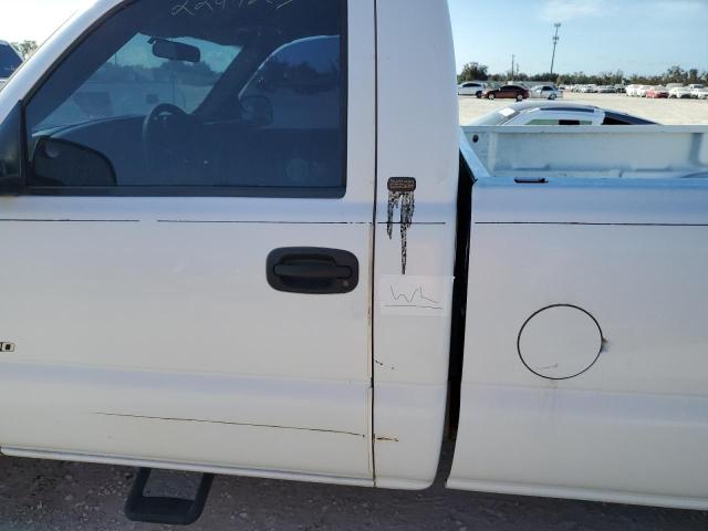 Photo 12 from auction – 2000 CHEVROLET SILVERADO with VIN 1GCEC14W5YE266646
