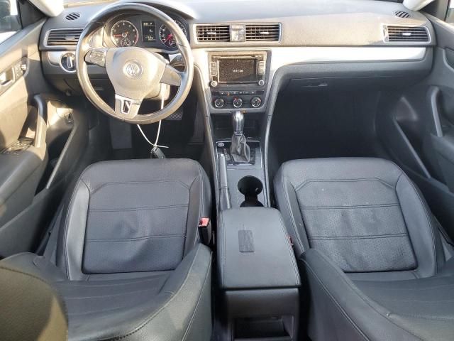 Photo 8 from auction – 2015 VOLKSWAGEN PASSAT S with VIN 1VWAS7A33FC111095
