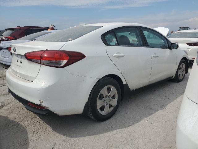 Photo 3 from auction – 2017 KIA FORTE LX with VIN 3KPFK4A74HE130972