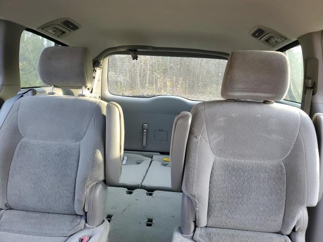 Photo 10 from auction – 2004 TOYOTA SIENNA CE with VIN 5TDZA29C64S181783