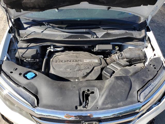 Photo 11 from auction – 2017 HONDA PILOT TOUR with VIN 5FNYF5H99HB003686