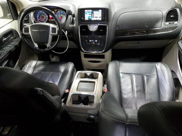 Photo 8 from auction – 2015 CHRYSLER TOWN & COU with VIN 2C4RC1BG1FR751458