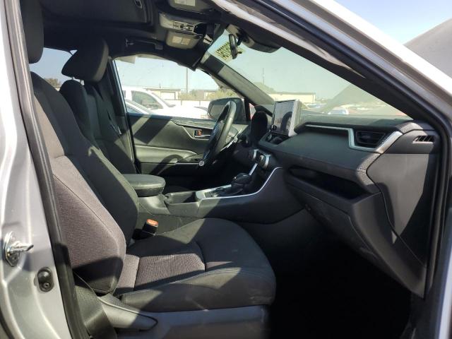 Photo 7 from auction – 2023 TOYOTA RAV4 SE with VIN JTM16RFV1PD079708