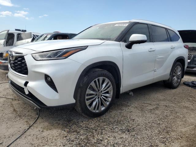 TOYOTA HIGHLANDER 2023 with VIN 5TDKDRAH6PS001487 - Photo from auction