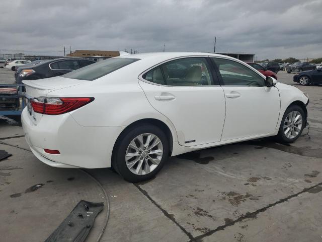 Foto 3 de la subasta – 2015 LEXUS ES 300H con VIN JTHBW1GG3F2078414