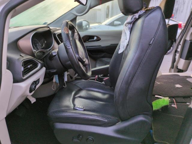 Photo 7 from auction – 2017 CHRYSLER PACIFICA T with VIN 2C4RC1BG5HR712214