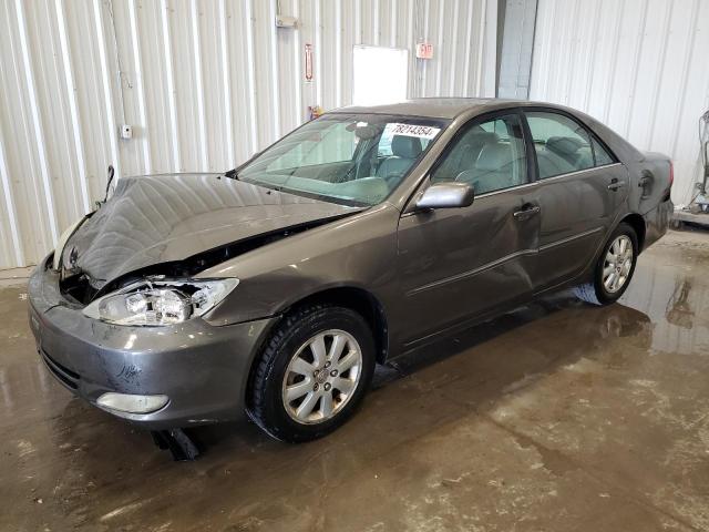 TOYOTA CAMRY LE 2004 with VIN 4T1BF30K34U587427 - Photo from auction