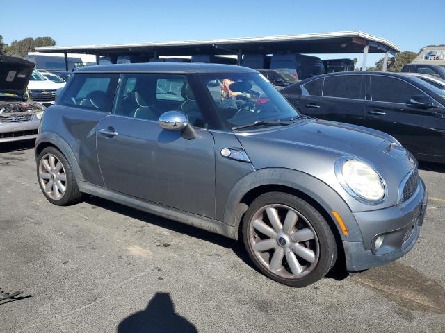 Photo 4 from auction – 2007 MINI COOPER S with VIN WMWMF73557TV30356