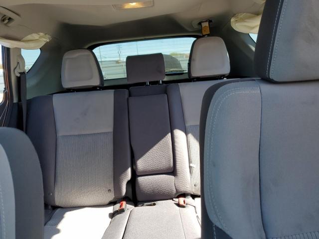 Photo 10 from auction – 2015 TOYOTA RAV4 XLE with VIN JTMRFREVXFD113809