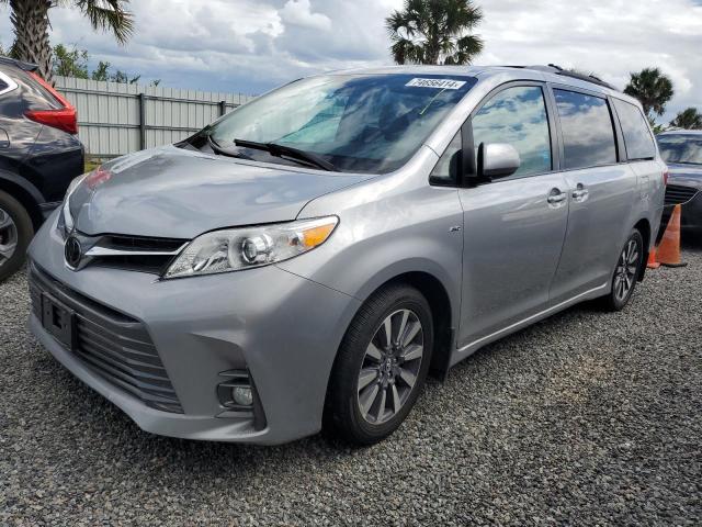 TOYOTA SIENNA XLE 2018 with VIN 5TDDZ3DC5JS206376 - Photo from auction