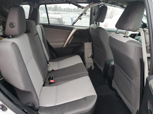 Photo 11 from auction – 2015 TOYOTA RAV4 LE with VIN 2T3BFREV3FW269789