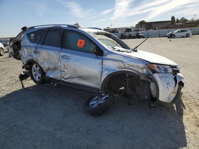 Photo 4 from auction – 2014 TOYOTA RAV4 XLE with VIN 2T3WFREV0EW111457