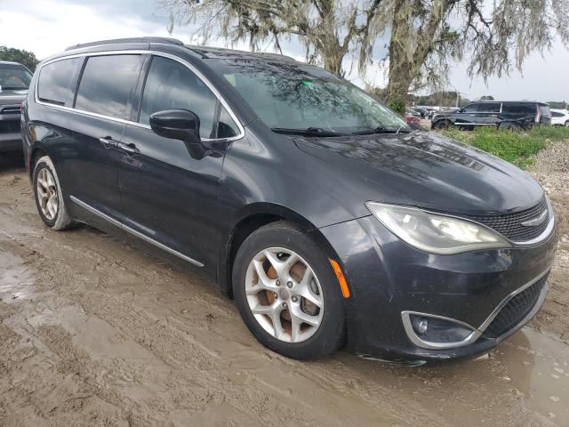 Photo 4 from auction – 2017 CHRYSLER PACIFICA T with VIN 2C4RC1BG7HR538422