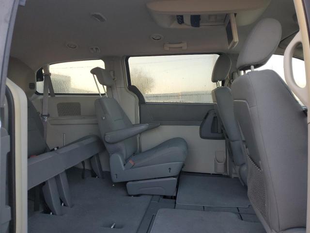 Photo 11 from auction – 2009 CHRYSLER TOWN & COU with VIN 2A8HR44E09R556150