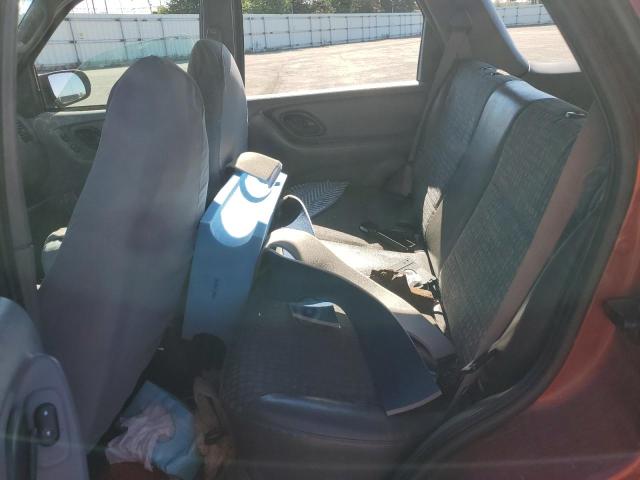 Photo 11 from auction – 2001 FORD ESCAPE XLS with VIN 1FMYU021X1KA95701