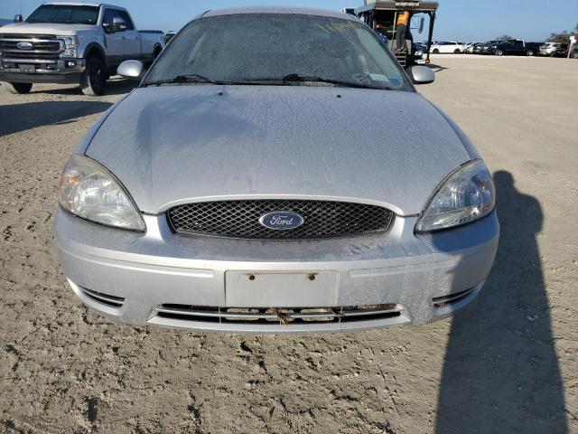 Photo 5 from auction – 2004 FORD TAURUS SES with VIN 1FAFP55S34A126890