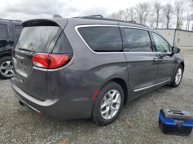 Photo 3 from auction – 2017 CHRYSLER PACIFICA T with VIN 2C4RC1BG9HR587542