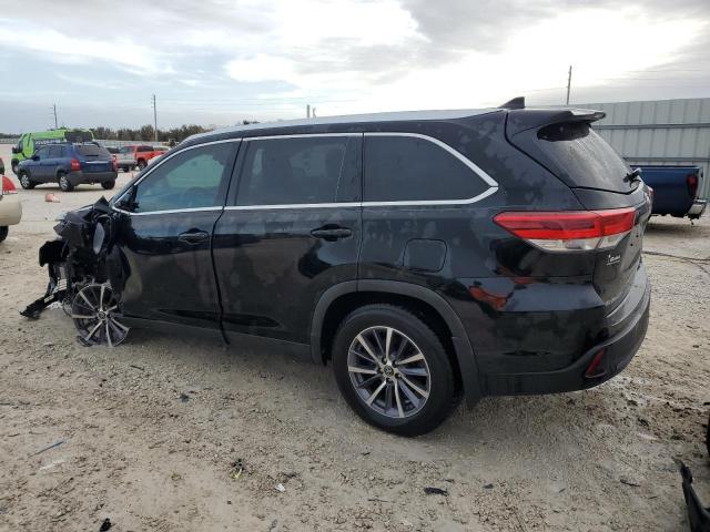 Photo 2 from auction – 2019 TOYOTA HIGHLANDER with VIN 5TDJZRFH6KS600792