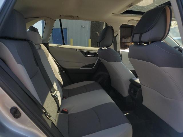 Photo 11 from auction – 2021 TOYOTA RAV4 XLE with VIN 2T3W1RFV2MC109593