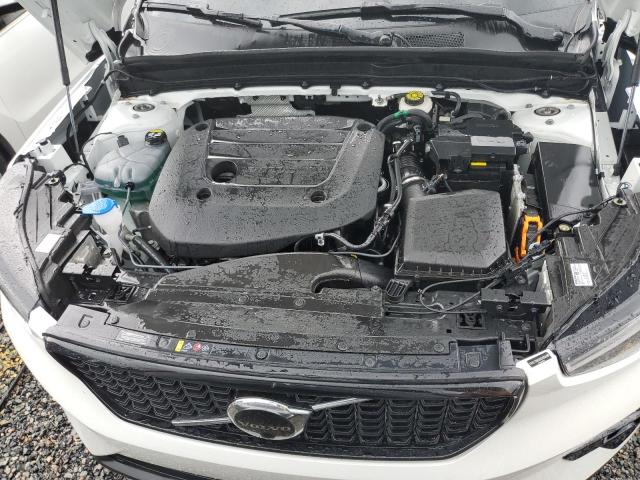 Photo 12 from auction – 2025 VOLVO XC40 PLUS with VIN YV4L12UC8S2452650