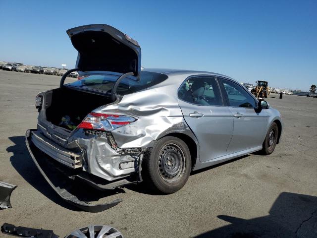 Photo 3 from auction – 2020 TOYOTA CAMRY LE with VIN 4T1C31AK4LU521757