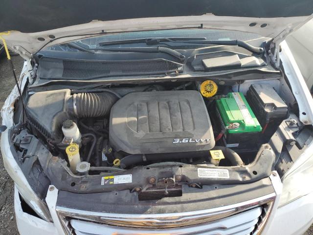 Photo 12 from auction – 2014 CHRYSLER TOWN & COU with VIN 2C4RC1BGXER449214