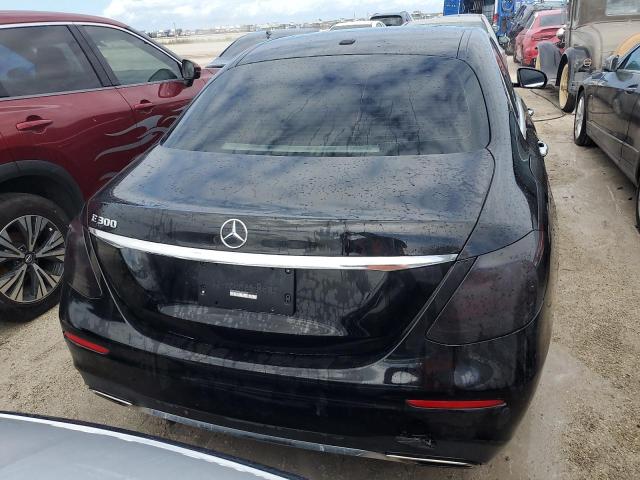 Photo 6 from auction – 2018 MERCEDES-BENZ E 300 with VIN WDDZF4JB3JA472966
