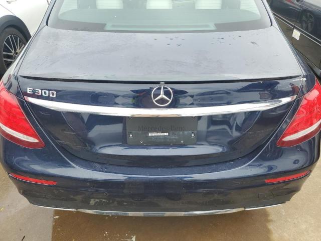 Photo 6 from auction – 2017 MERCEDES-BENZ E 300 with VIN WDDZF4JB6HA167987