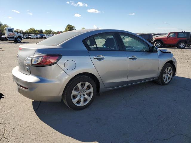 Photo 3 from auction – 2013 MAZDA 3 I with VIN JM1BL1UP6D1823366