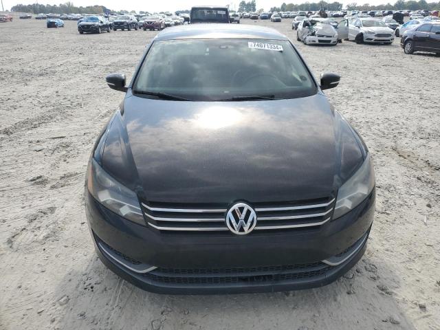 Photo 5 from auction – 2015 VOLKSWAGEN PASSAT S with VIN 1VWAT7A34FC024416