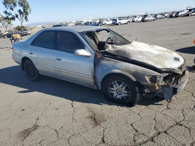 Photo 4 from auction – 2000 TOYOTA CAMRY CE with VIN 4T1BG22K4YU617805