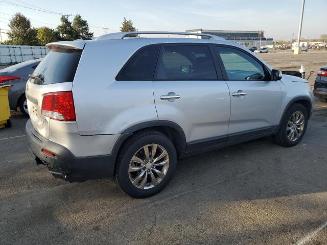 Photo 3 from auction – 2011 KIA SORENTO EX with VIN 5XYKU4A25BG031388