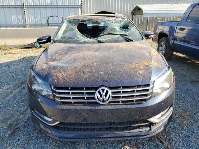 Photo 5 from auction – 2015 VOLKSWAGEN PASSAT SEL with VIN 1VWCM7A39FC045087