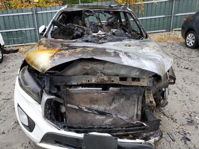 Photo 5 from auction – 2016 KIA SORENTO SX with VIN 5XYPKDA52GG075362