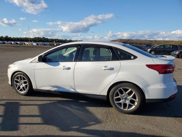 Photo 2 from auction – 2015 FORD FOCUS SE with VIN 1FADP3F2XFL264346