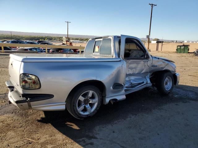 Photo 3 from auction – 2001 FORD F150 SVT L with VIN 2FTZF07361CA55732