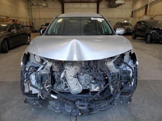 Photo 5 from auction – 2018 NISSAN ROGUE S with VIN 5N1AT2MV2JC755613